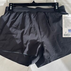 Lululemon Black Athletic Shorts fast and free short 3“